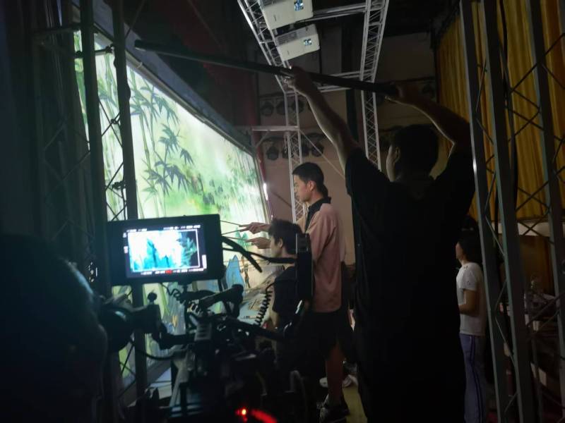 和平区TVC拍摄公司：美妆时尚造梦师，雕琢细节中的高级质感